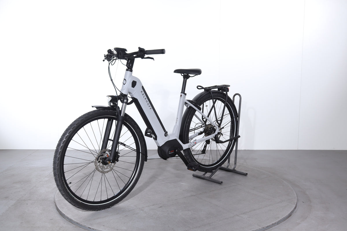 Vélo électrique Kalkhoff Endeavour 5.B Season – Bosch 625Wh, 28 Pouces, Blanc