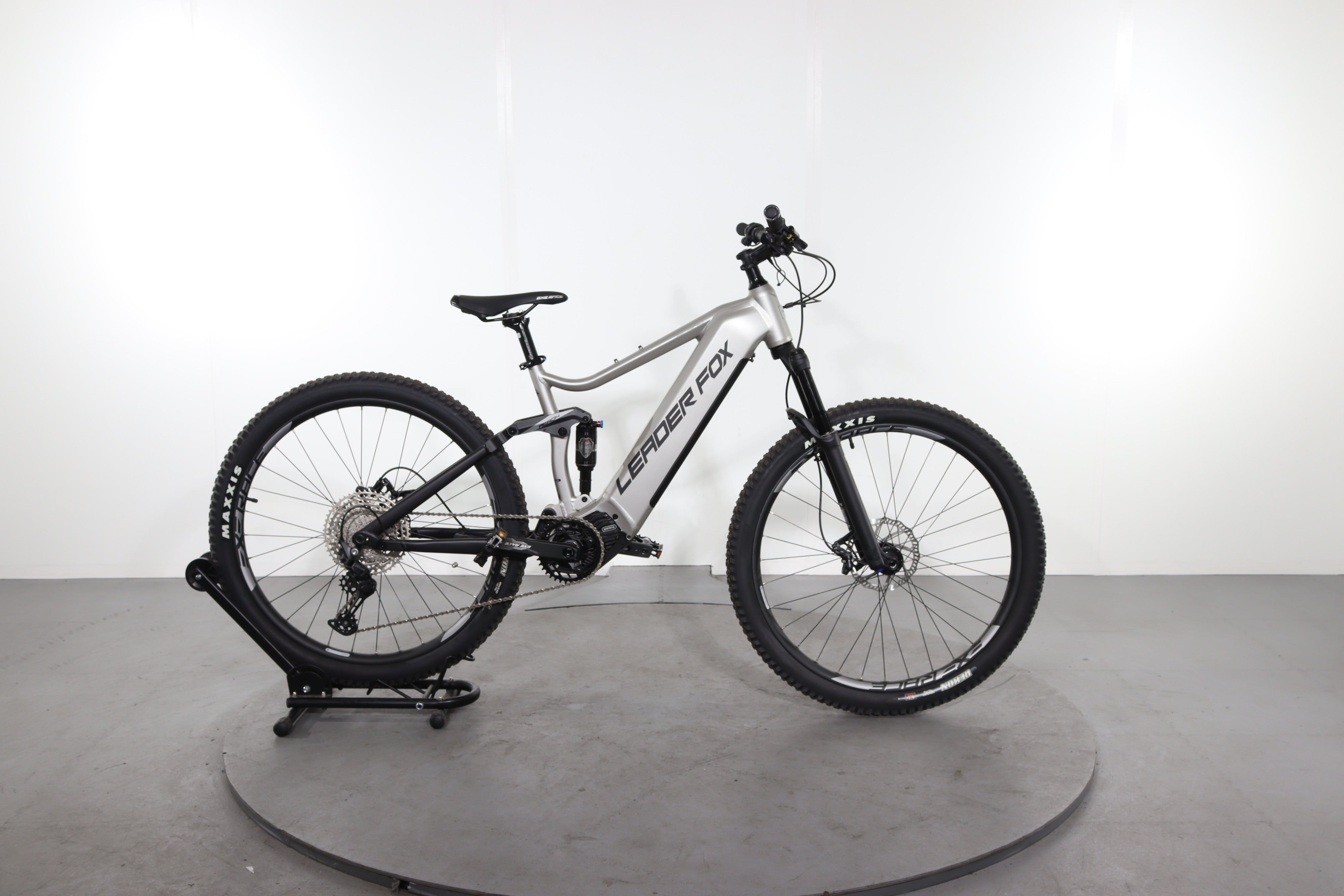 Vélo électrique Leader Fox Acron reconditionné Upway