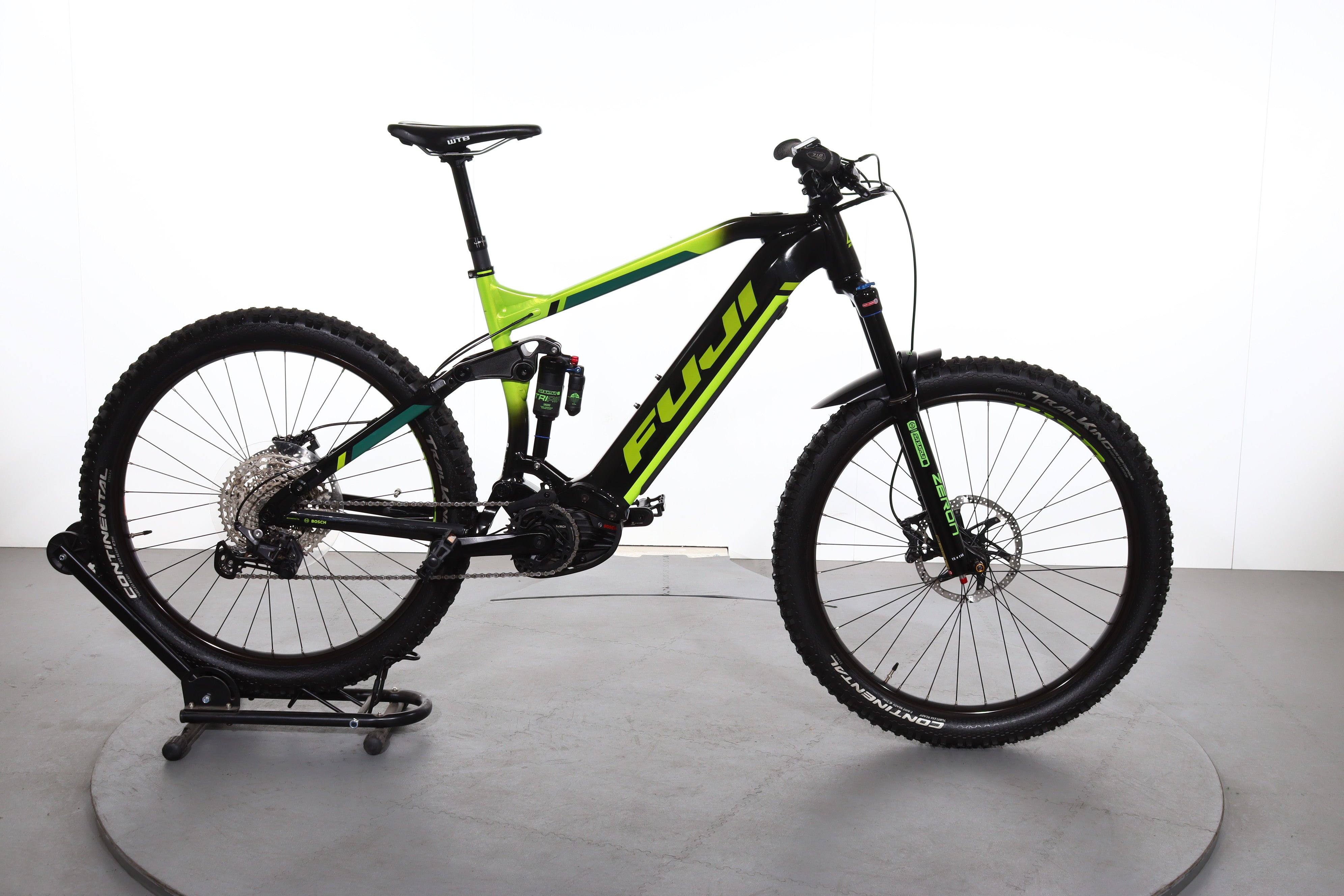 Velo electrique Fuji Blackhill Evo reconditionne Upway