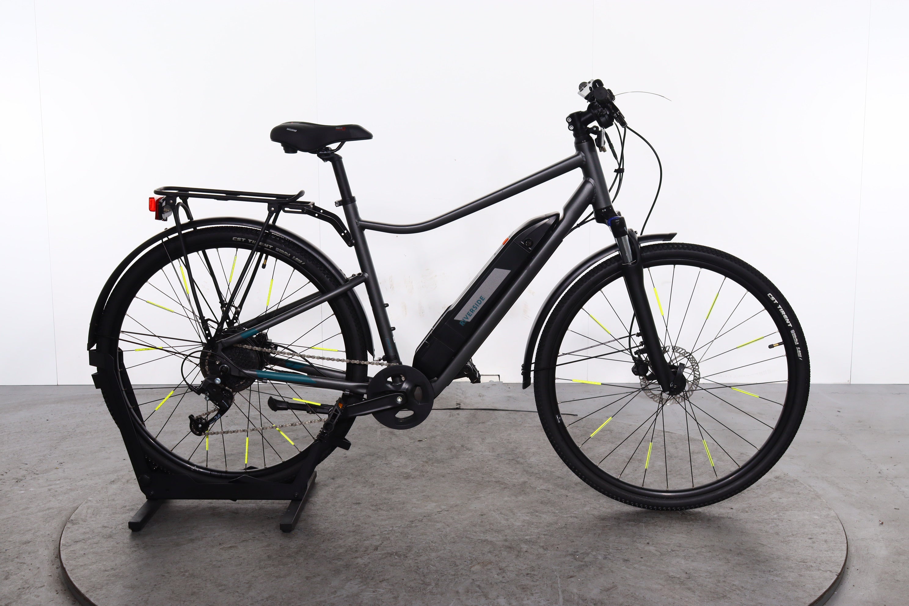 Vélo électrique Decathlon Riverside 500E 2023 reconditionné Upway