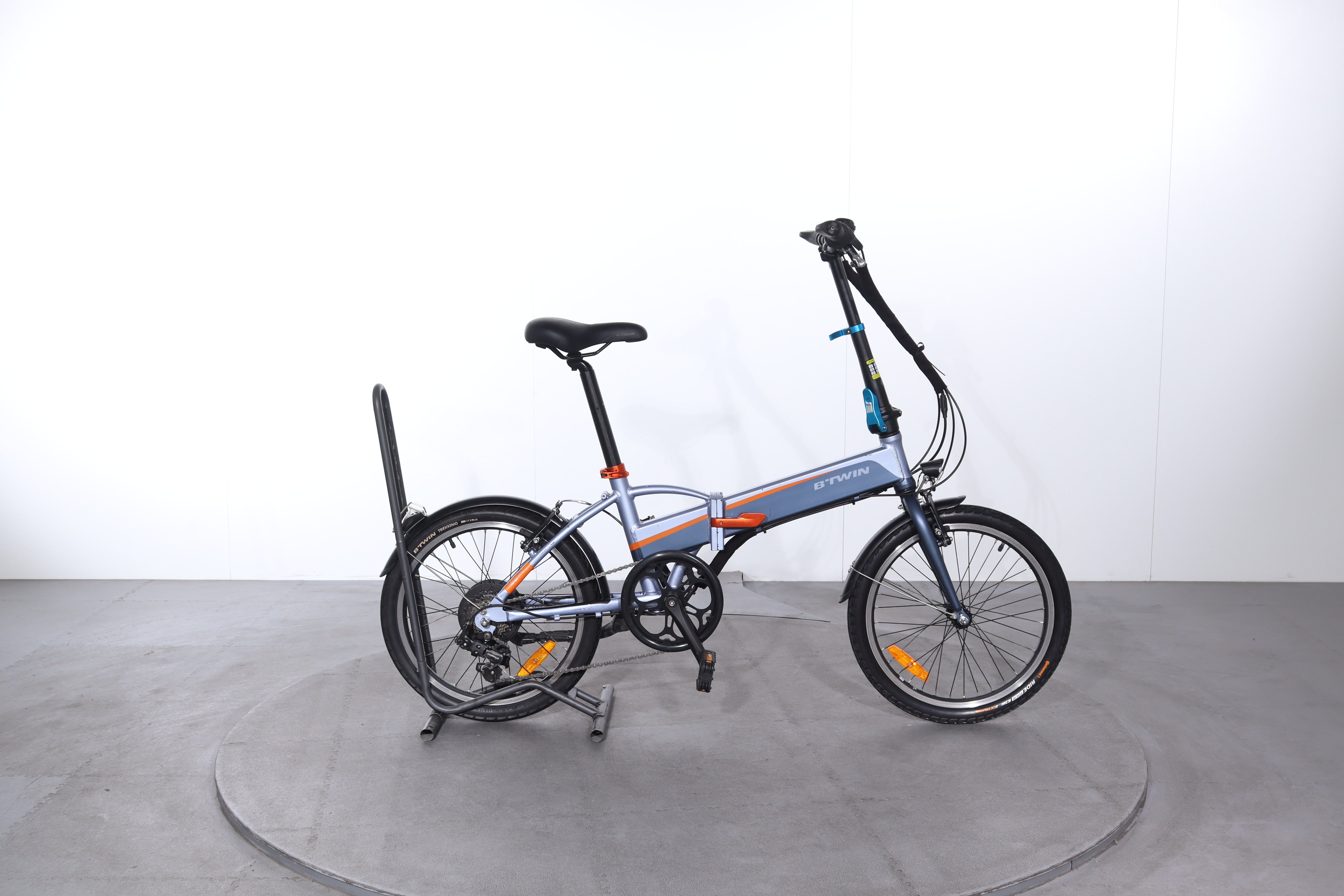 B Twin Velo Ville Assistance Electrique Decathlon Velo Pliable