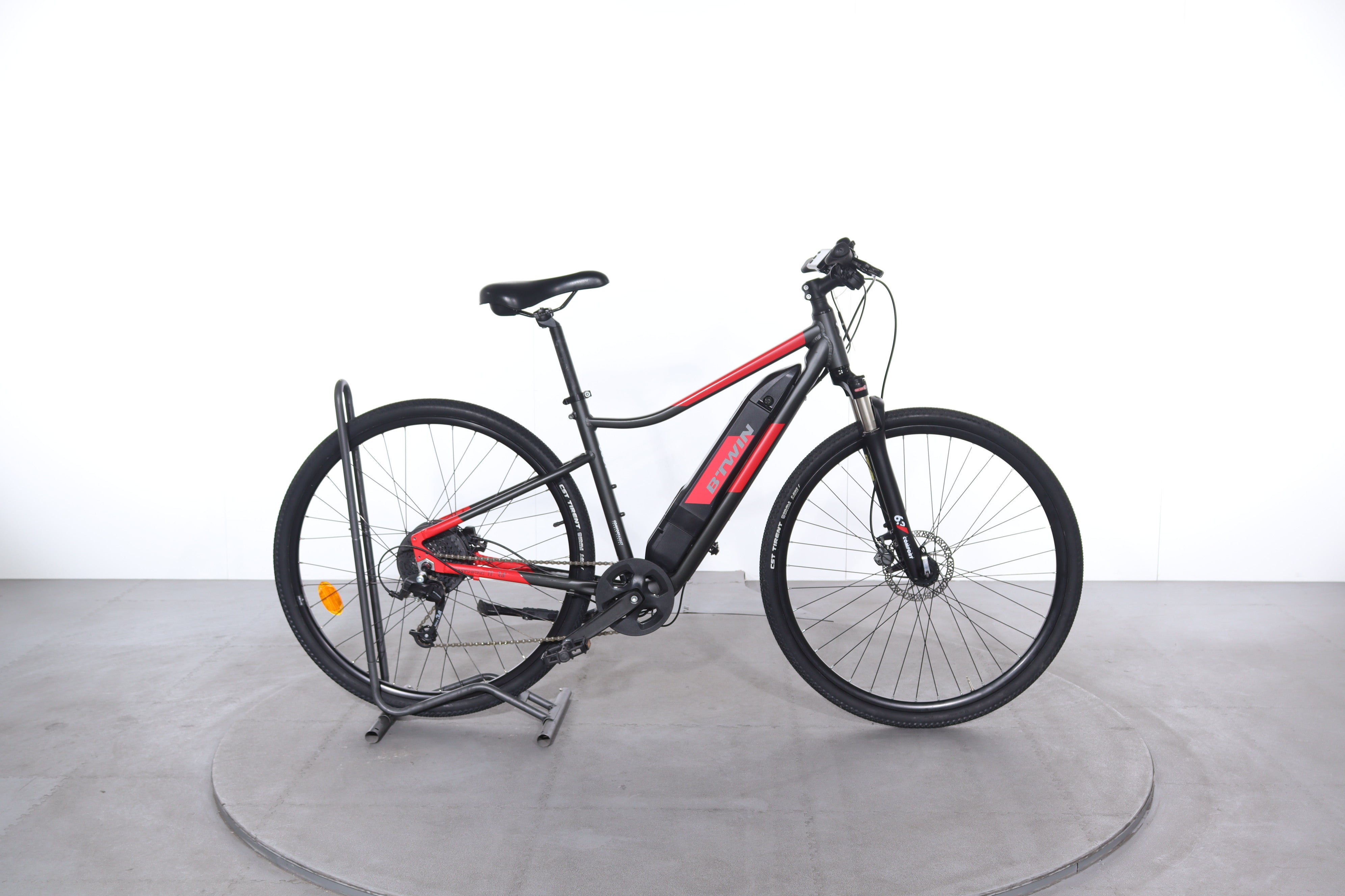 Vélo électrique Decathlon Riverside 500E reconditionné Upway