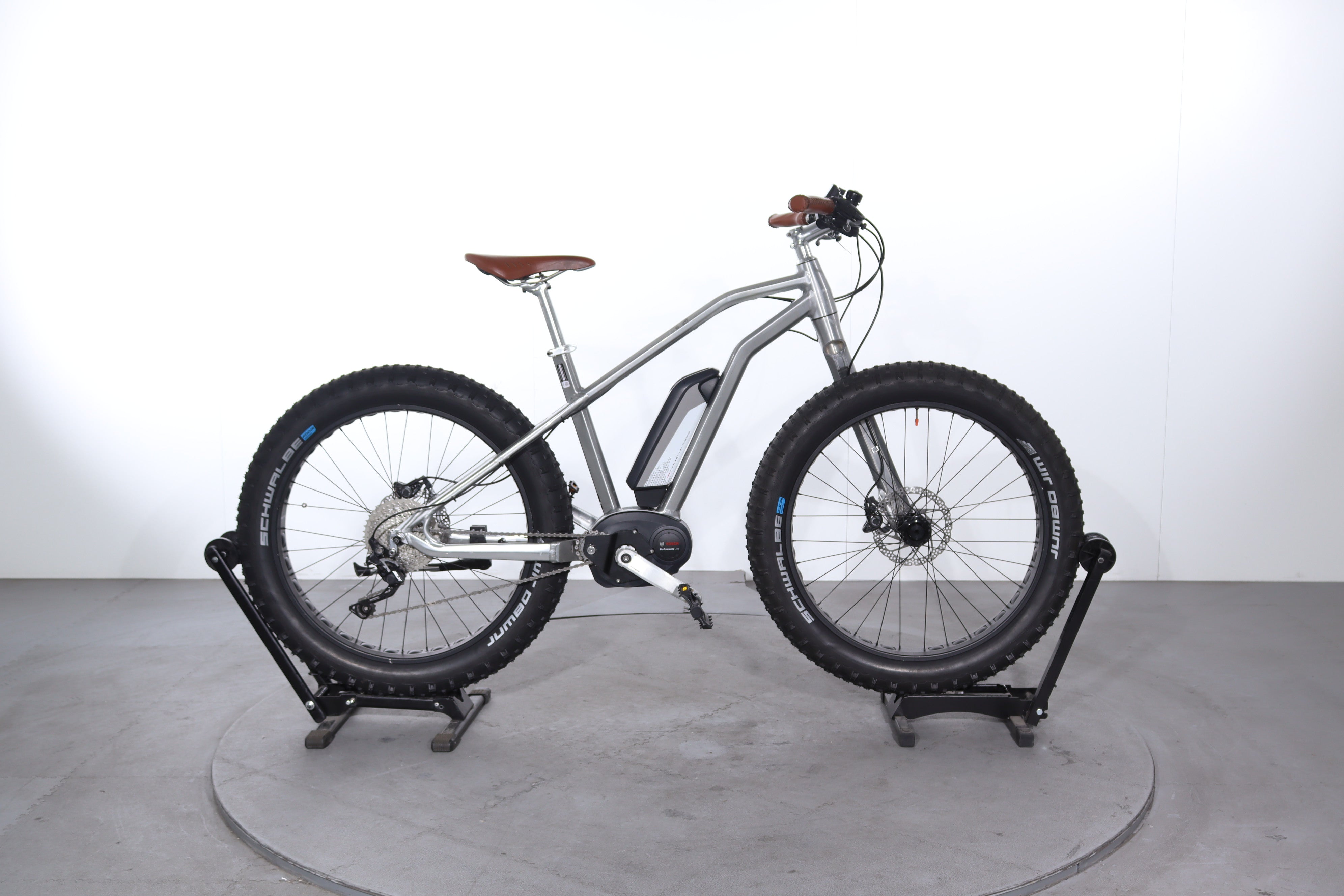 Axe de pédalier carré conique pour vélo Fat Snow Bike 80/100 Axe de pédalier carré conique pour vélo Fat Snow Bike 80/100