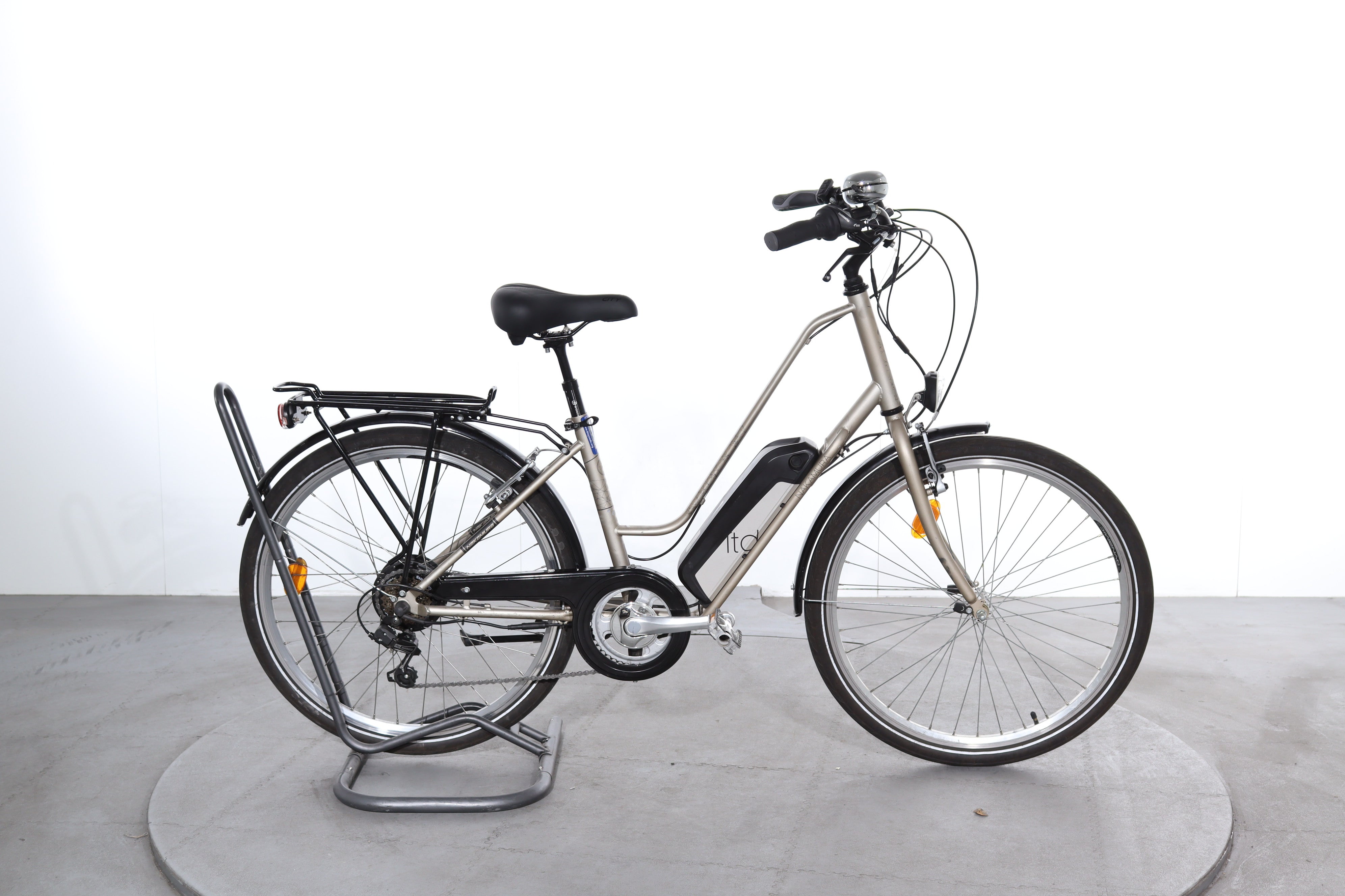 Vélo électrique Nakamura e-City LTD reconditionné Upway