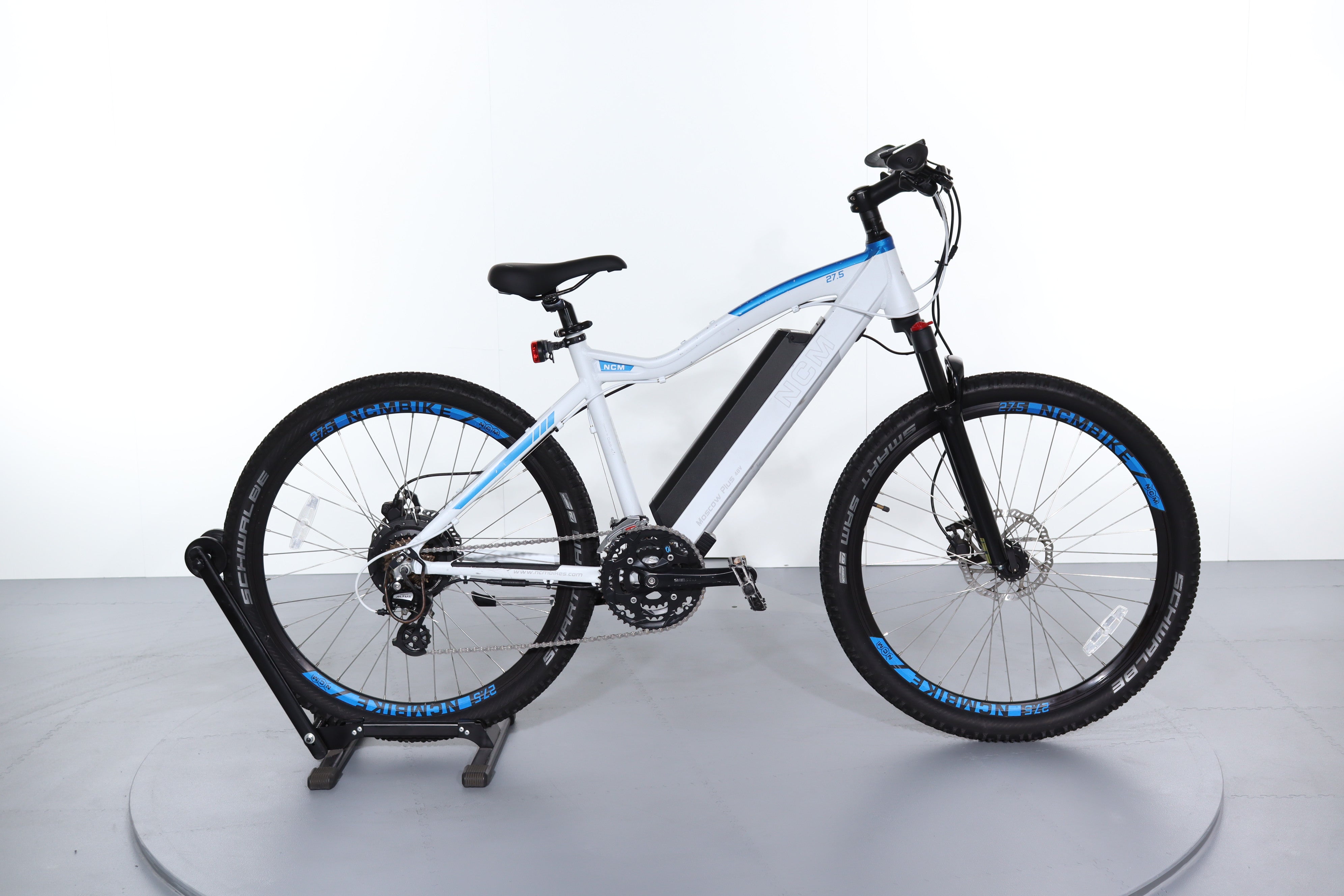 Electric Bicycle Ncm Bike Rivenditori Arredamenti Vendita